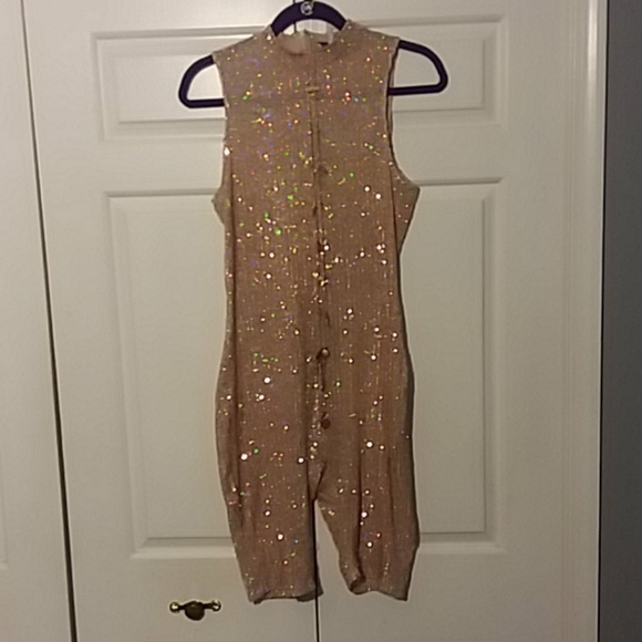 Fashion Nova Gold Sparkle Romper SZ Large - Picture 2 of 6